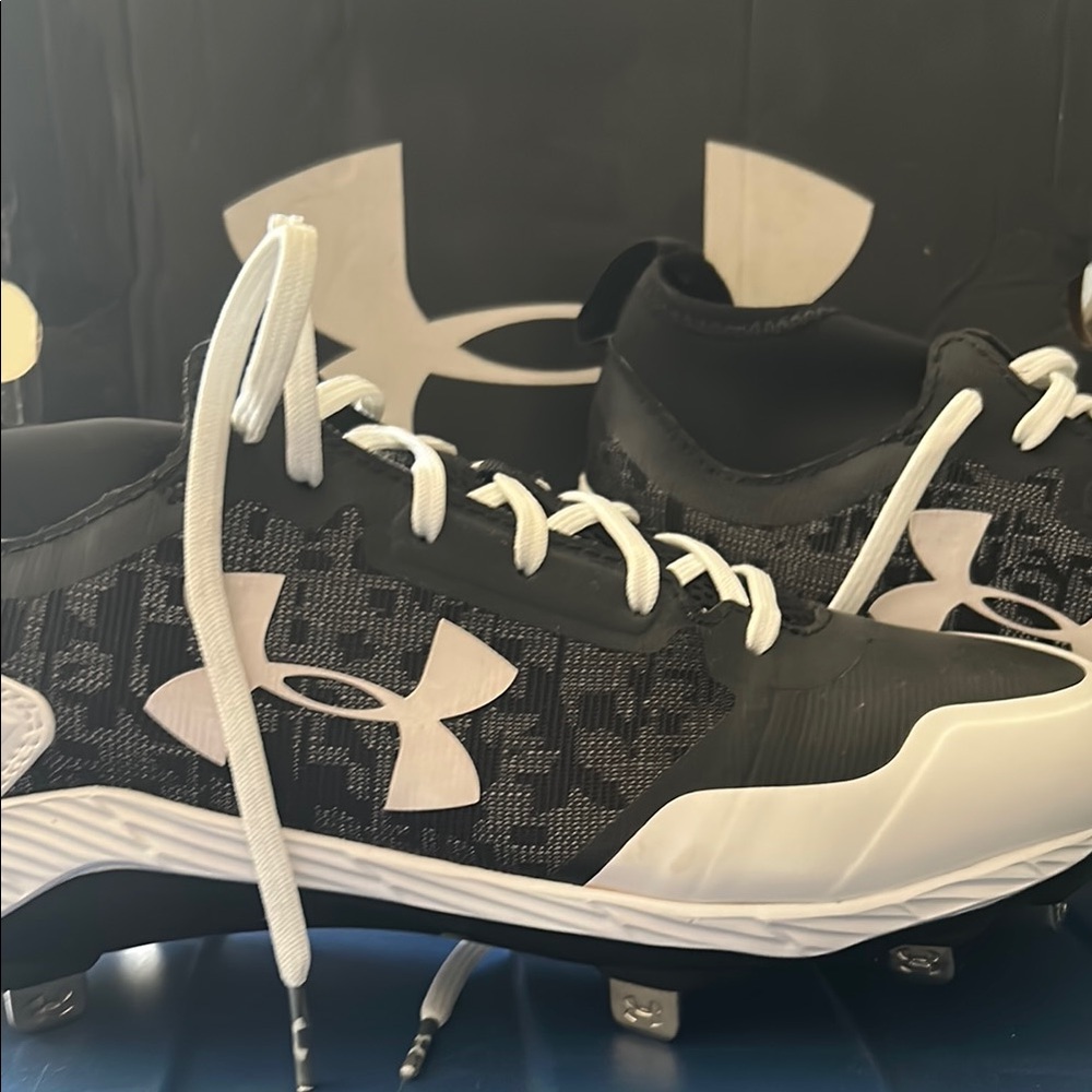 Under Armour Black and White Athletic Shoes Baseball Cleats. New. No Tags.